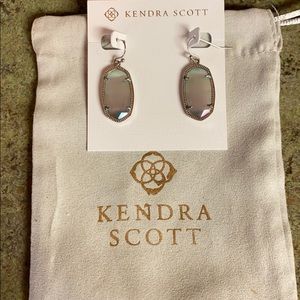 Kendra Scott Gray Iridescent Elle Earrings